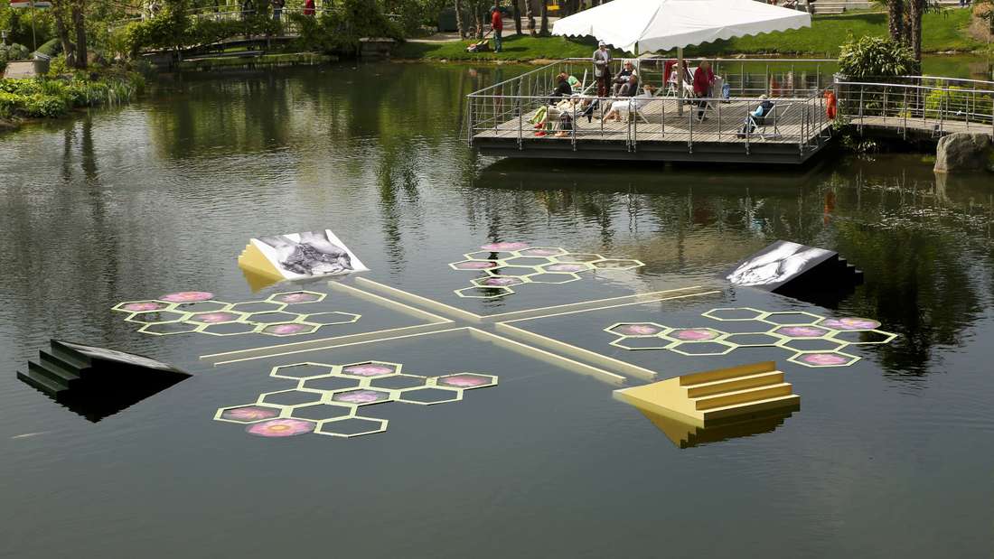 Waterblooming